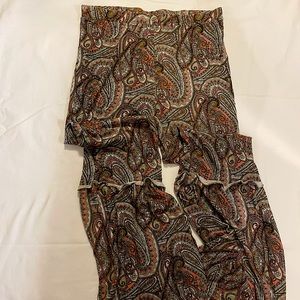 Flowy Multi-print/color bell foot legging